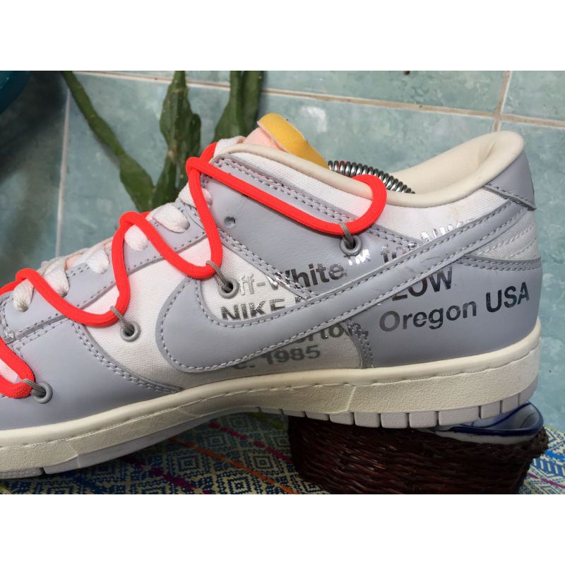 Jual sepatu sport merk Nike SB dunk Low colab off white size 44.5