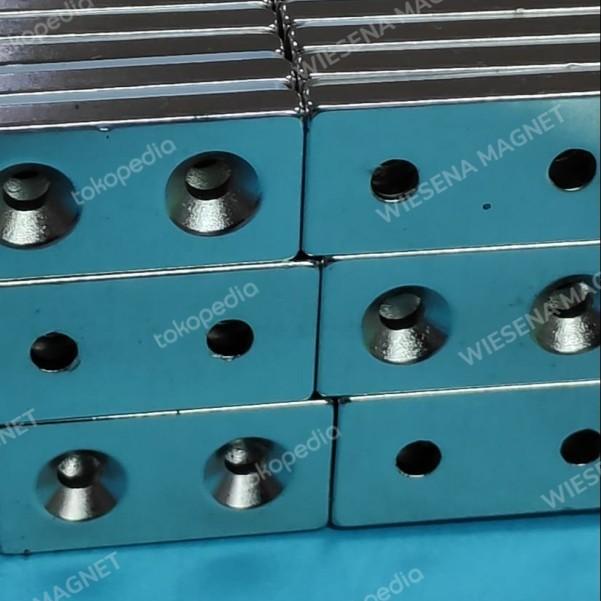 Magnet Neodymium 40x20x5mm (hole 10/5mm) N52