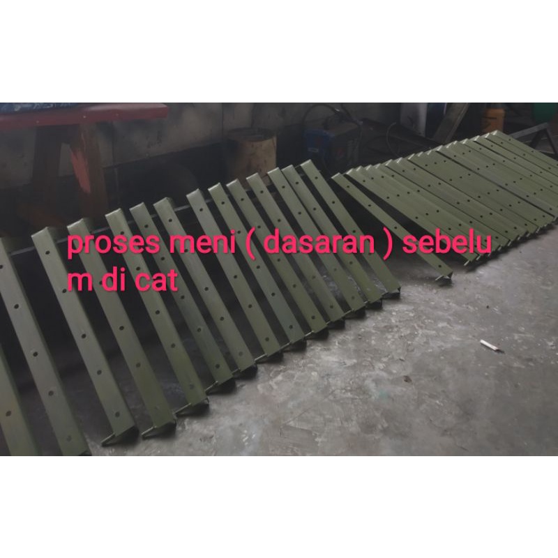 besi tiang siku kawat duri