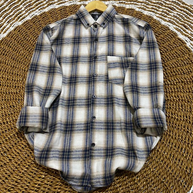 KEMEJA FLANEL WANITA | KEMEJA FLANEL PRIA | KEMEJA FLANEL LENGAN PANJANG | FLANEL WANITA | FLANEL PRIA | KEMEJA FLANEL KOTAK-KOTAK | KEMEJA DISTRO | KEMEJA KOTAK KOTAK TERBARU 2022-Cream