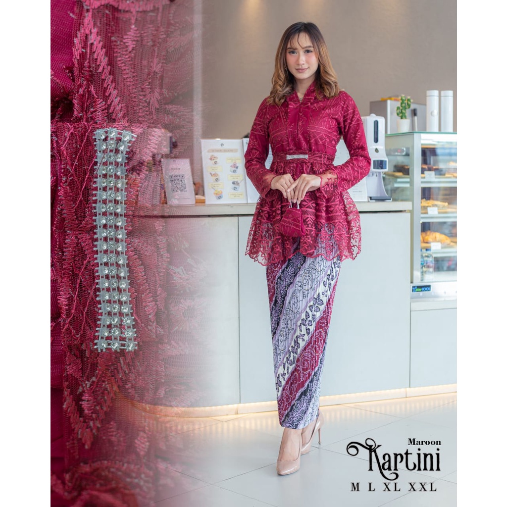 Permata Olshop / Kebaya Kartini Pendek Modern LK / Kebaya Floy Busui Modern / Kebaya Wisuda / Kebaya Kondangan / Kebaya Terbaru Modern / Kebaya Modern / Kebaya Pesta / Setelan Kebaya Floy Kartini Modern