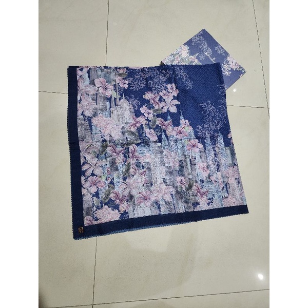 Buttonscarves - The Malaya - Navy