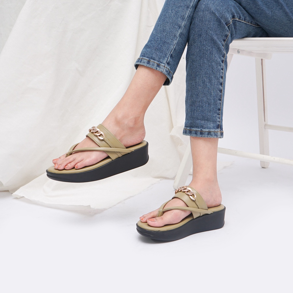 sara sara MIRZA Sandal wedges Wanita casual sendal slop cewe kekinian motif rantai