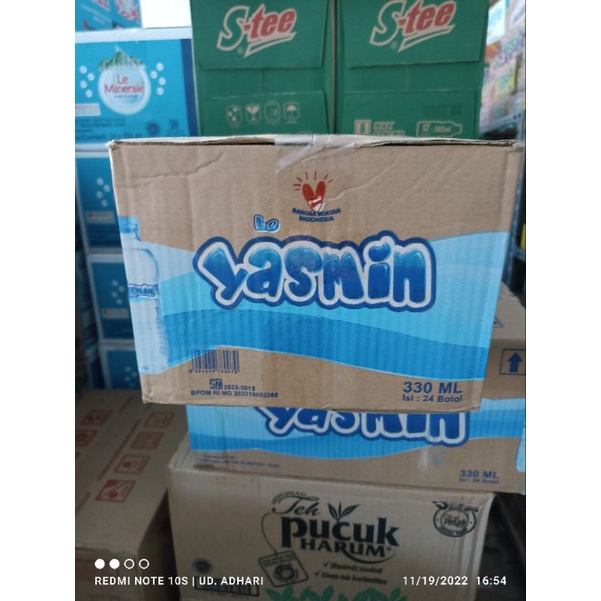 

Air Minum Dalam Kemasan Botol Yasmin 330 ML - 1 dus isi 24 Botol