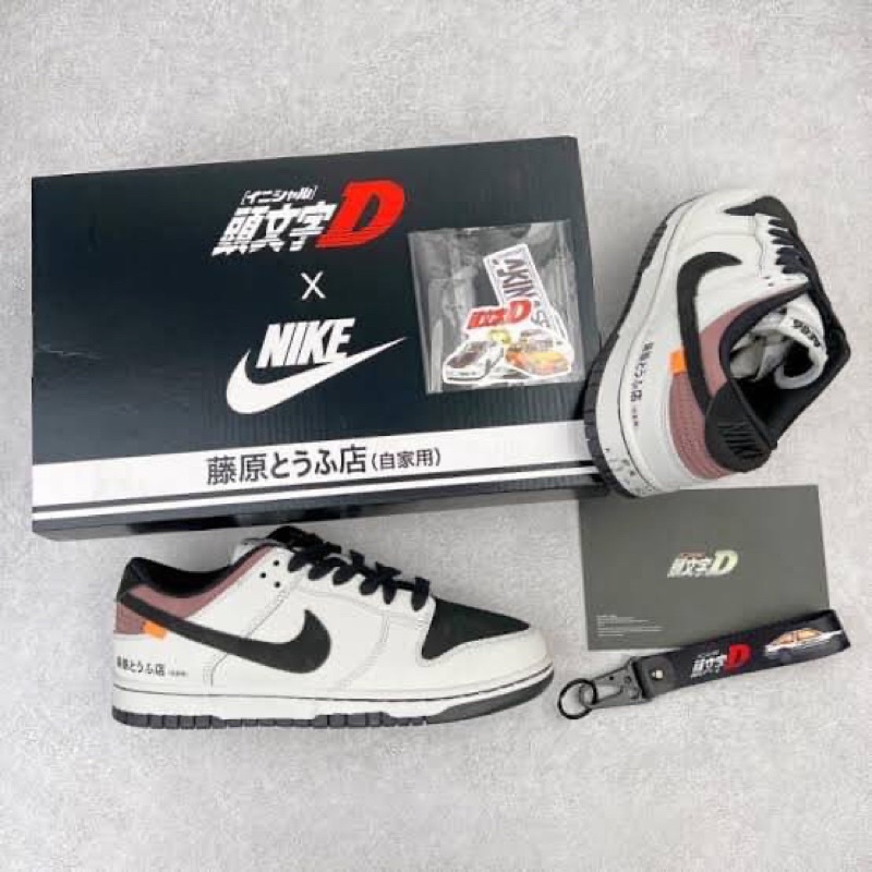 SB DUNK LOW X INITIAL D