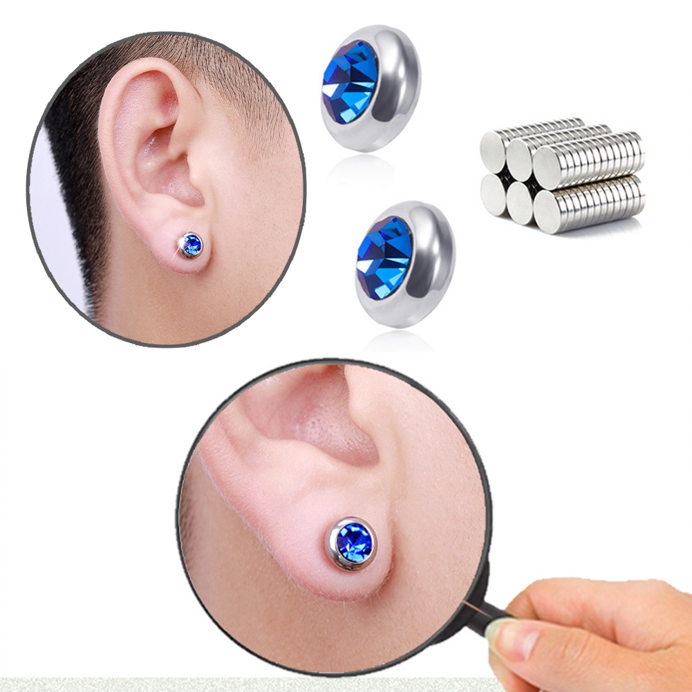 Anting Stud Magnetik Hias Berlian Bahan Stainless Steel Untuk Unisex