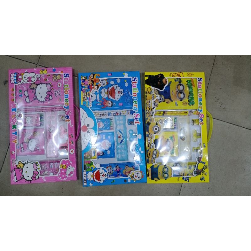 

Satu Set Alas Tulis / Stationary set Karakter Anak