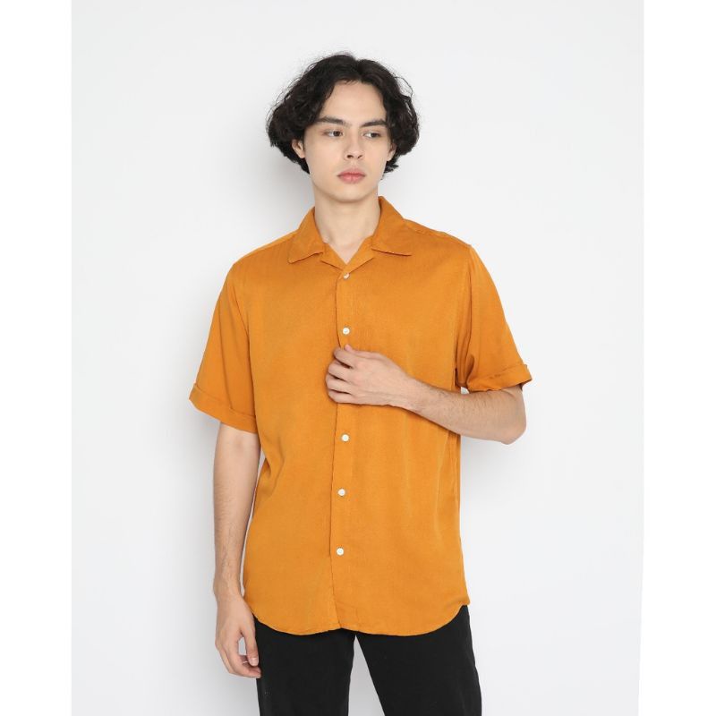 BASIC COLOUR SHIRT - Kemeja Polos Casual Lengan Pendek Pria