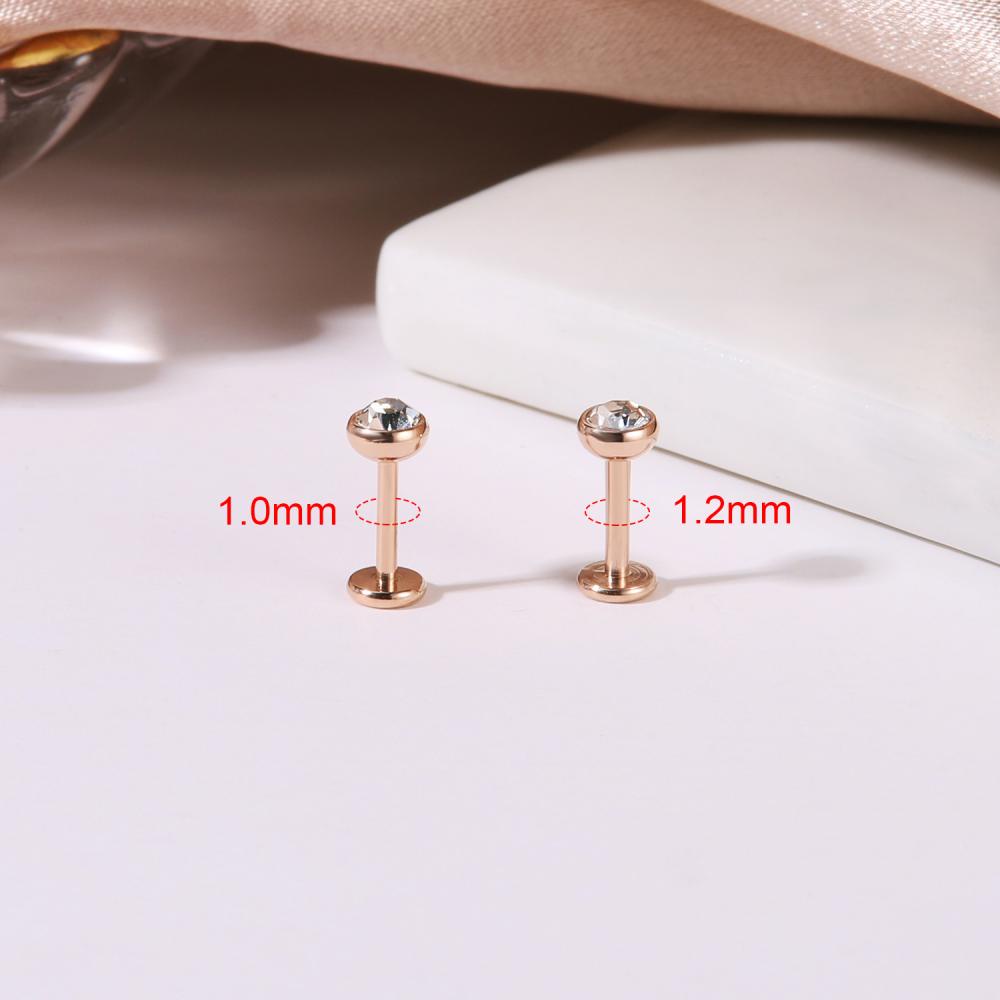 1 PC Anting Stud Tindik Bibir Tulang Rawan Telinga Bahan Stainless Steel Kristal Warna Emas Ukuran 2 / 3 / 4mm