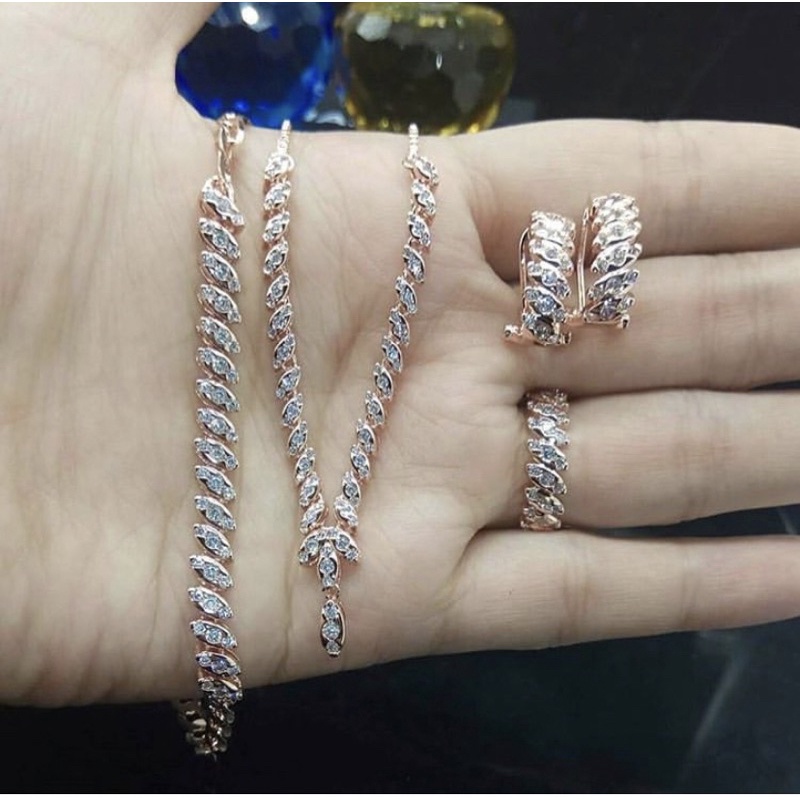 Set Perhiasan Replika Berlian Medan Padi Awet Anti Karat Premium