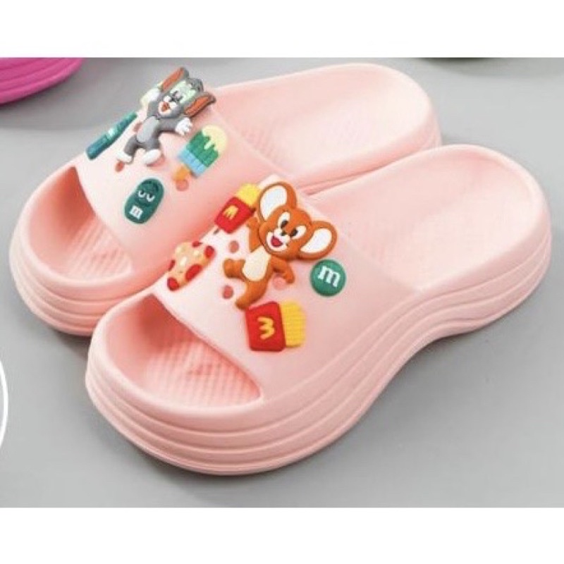 Sandal fuji anak perempuan jibbitz Tom &amp; Jerry