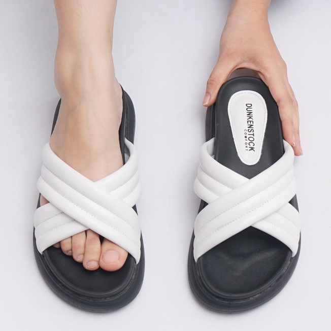 LAPEPA YUK - Dunkenstock TIGGO Sandal Wanita Silang Tinggi 5cm Size 36 - 40 Selop Tidak Licin Sendal Beleza Wedges Slop Birken Rumah Belezza 37 38 39 Warna ALL Black Fuschia Belleza Kekinian Premium Terbaru Shoes Ori Original Mall Official Store