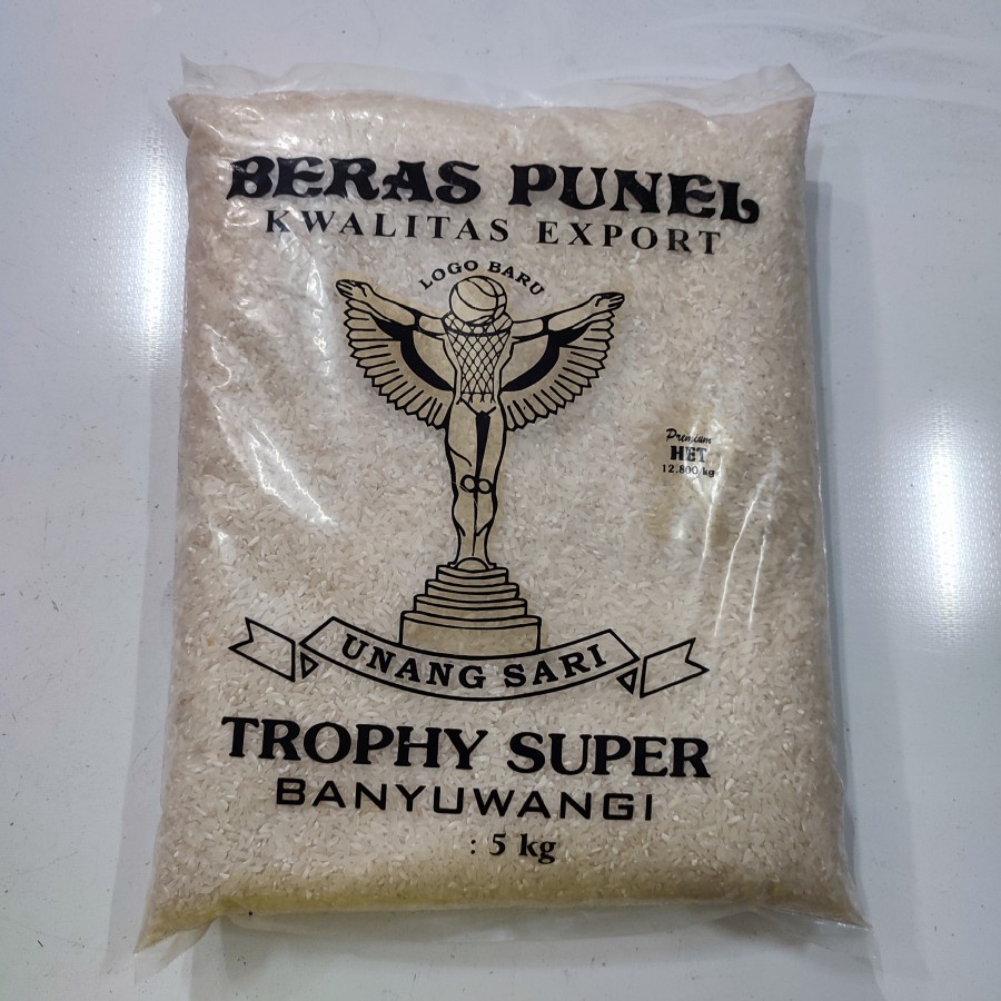 

Beras trophy super 5kg punel banyuwangi sak 5 kg