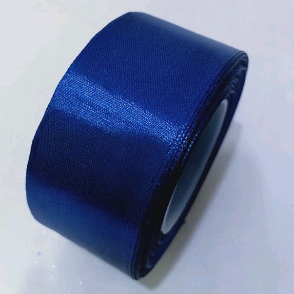 

Pita satin biru dongker 1.5 inch / 4 cm Per roll