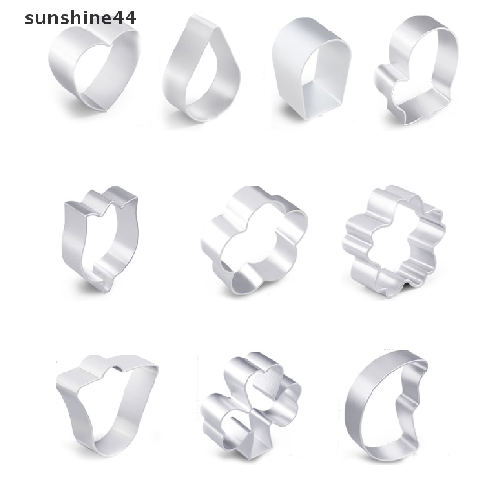 Sunshine 1PC Cetakan Pemotong Kue / Sandwich / Cookie Bentuk Kartun Bahan Aluminum Alloy