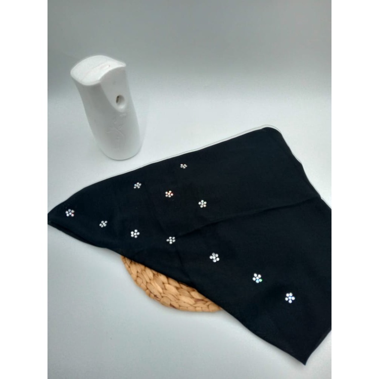 Hijab Bella Square Laser Payet Swarovski MOTIF BUNGA