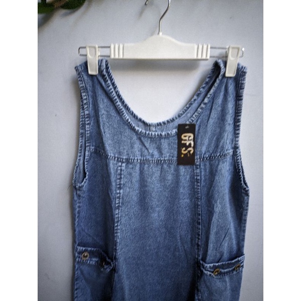 Aara Overall Jeans Aufaa