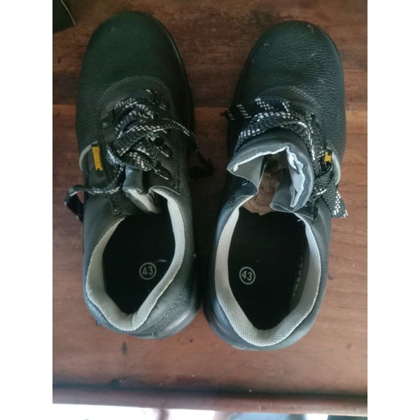 Sepatu Krisbow Safety Shoes