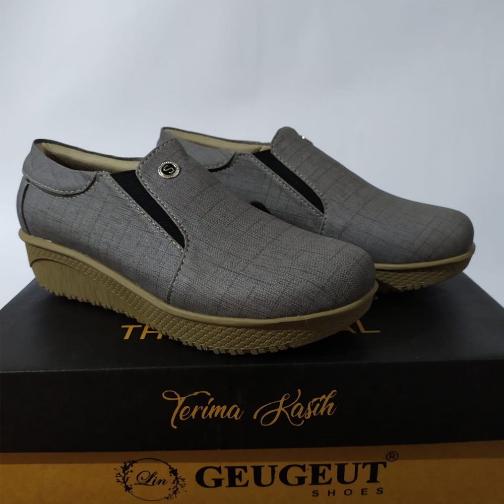 GEUGEUT - SEPATU SLIP ON SINTETIS WANITA FZ-F51 PRODUK LOKAL BUKAN IMPORT