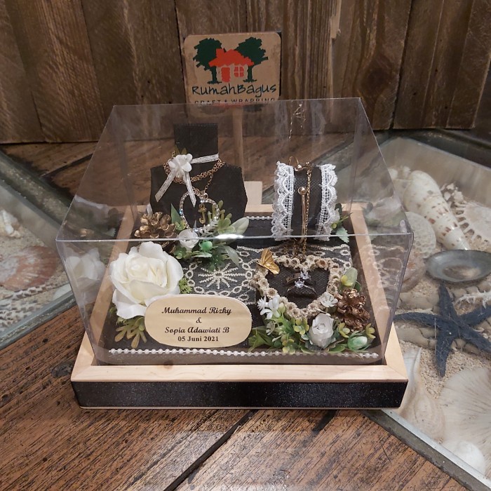 Mahar Kotak Mahar Perhiasan Gold Rustic