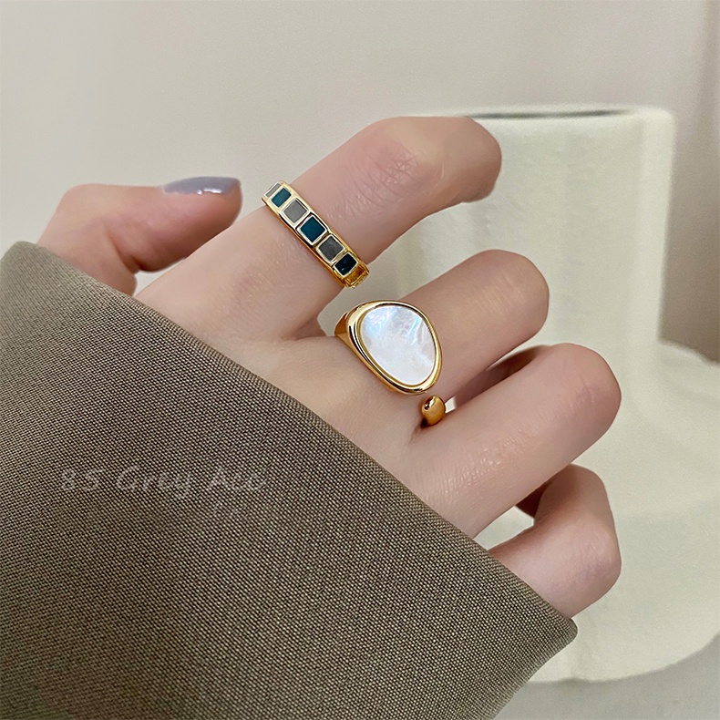 YEEZII Set Cincin Desain Hati Malaikat Bahan Resin Warna Emas Perak Gaya Vintage Untuk Wanita