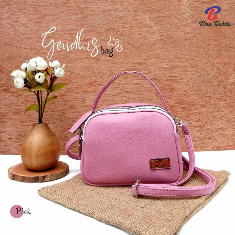 Gendhis Slingbag by Biru Tsabita, Tas 2 Ruang