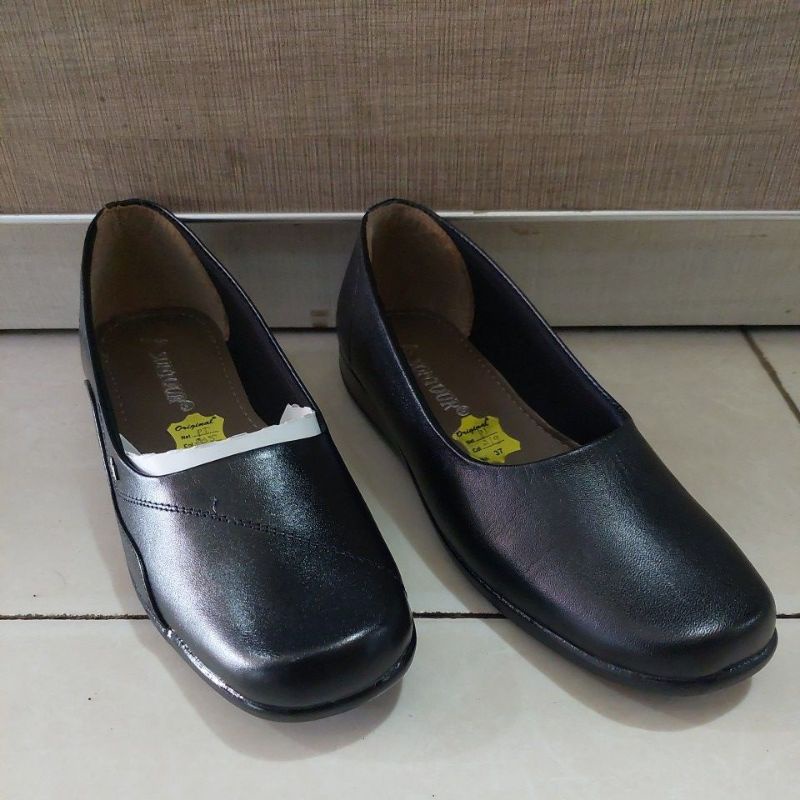 sepatu pentopel suntour cewe kulit