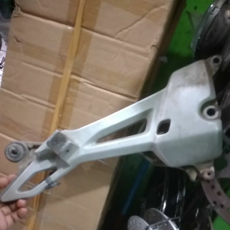 POSTEP BELAKNG megapro primus ori ginal