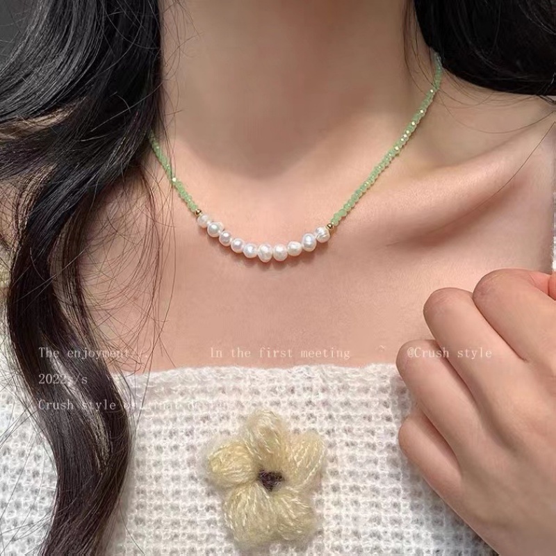 Kalung Rantai Klavikula Hias Manik-Manik Mutiara Warna Hijau Gaya Retro Korea Untuk Wanita