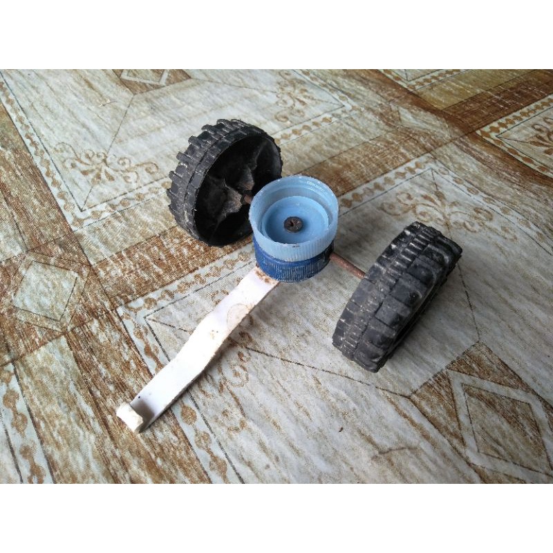 Tierod miniatur truk plastik