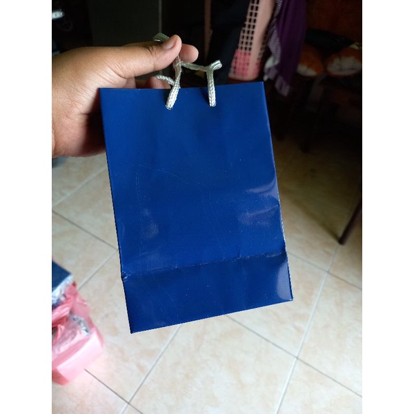 

Paperbag souvenir pernikahan size 18 x 15
