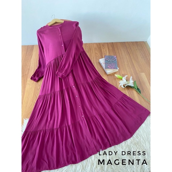 lady dress