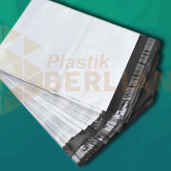 

Plastik Amplop Packaging Polymailer Polybag 30x40 isi 100 White