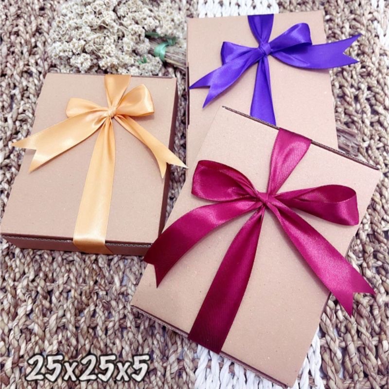 

TAMBAHAN KOTAK HAMPERS BONUS PITA