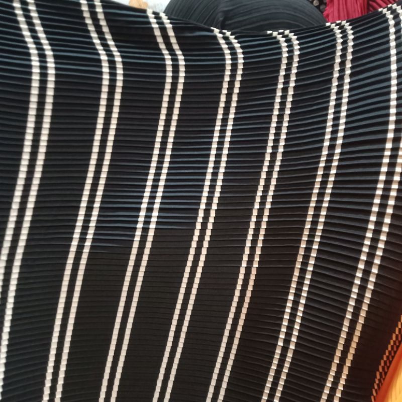 Kain plisket  - Kain plisket  Babydoll Premium - Kain Ceruty Motif - Bahan Ceruty Meteran - Kain Cer