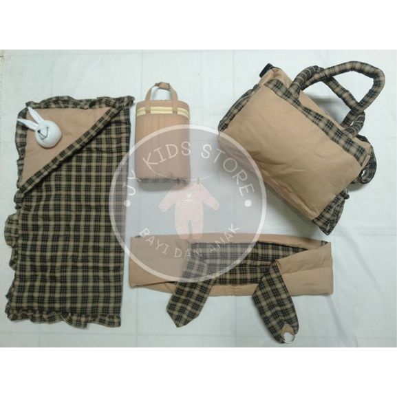 tas selimut gendongan bayi 4 in 1/tas bayi karakter boneka/perlengkapan bayi/aksesoris bayi dan bali