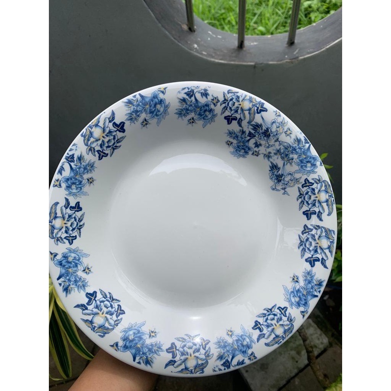 Piring makan keramik omega 9.25 inch bit ceramic motif bunga-bunga biru