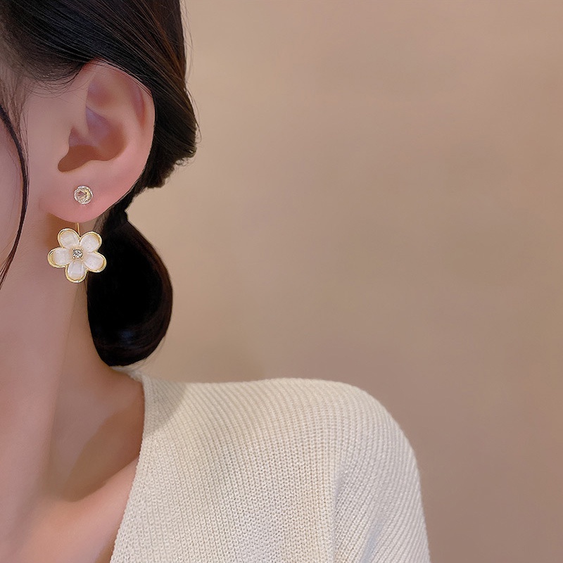 Anting Tusuk Sterling Silver 925 Model Bunga Mewah Untuk Wanita