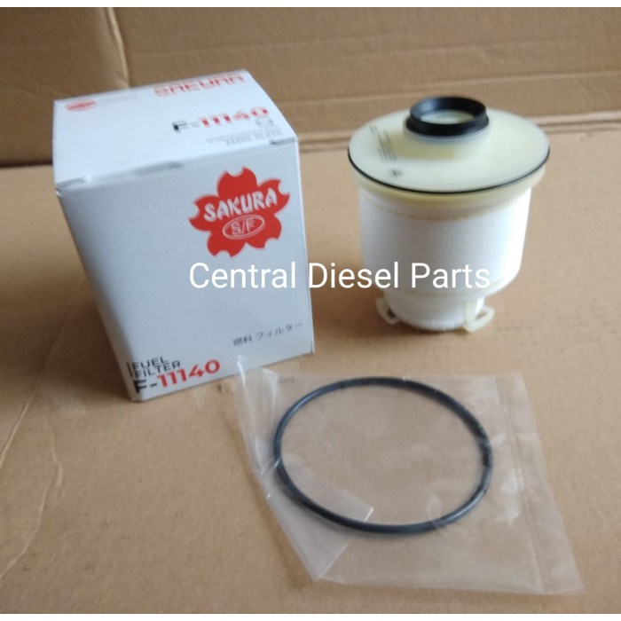 Oil Filter Fuel Filter Solar Innova Reborn 23390-0L070 F-11140 F11140 Sakura