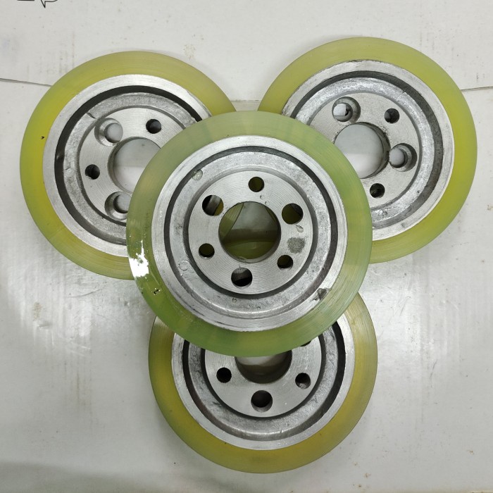 [BAYAR DITEMPAT] Roda Feeder 140X35X25 Karet Pu Mesin Moulding Kayu 140 X 35 X 1 Inch / Perlengkapan