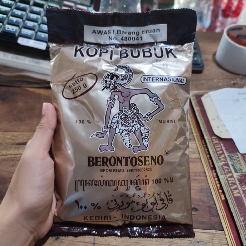 

Kopi Berontoseno Kediri 250gr