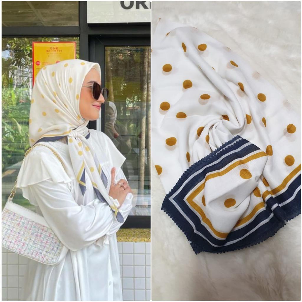 Jilbab Segi empat motif polkadot Scraft Polkadot Segi empat polkadot