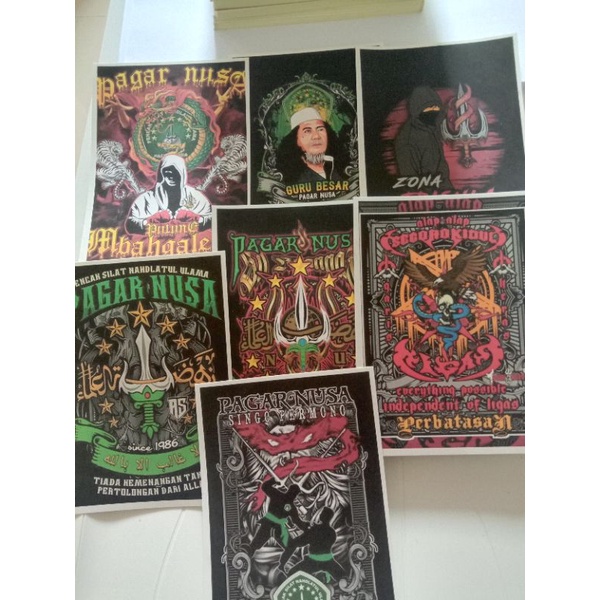 

Stiker pagar nusa ukuran A6 ( 9 × 13 )