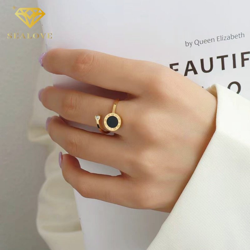 Cincin Titanium Steel Lingkaran Hitam Bilah Horizontal Gold Intan Sederhana Cicin Wanita