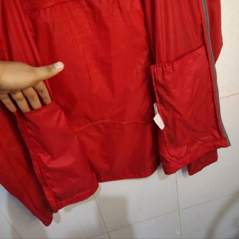 Mountain Hardware Jaket Running Second