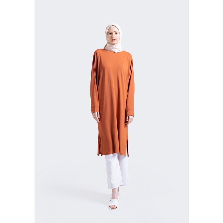 Hanna Kaos Lengan Panjang Midi Dress Pakaian Hijab Rayon Spandex Merah Terre 041022