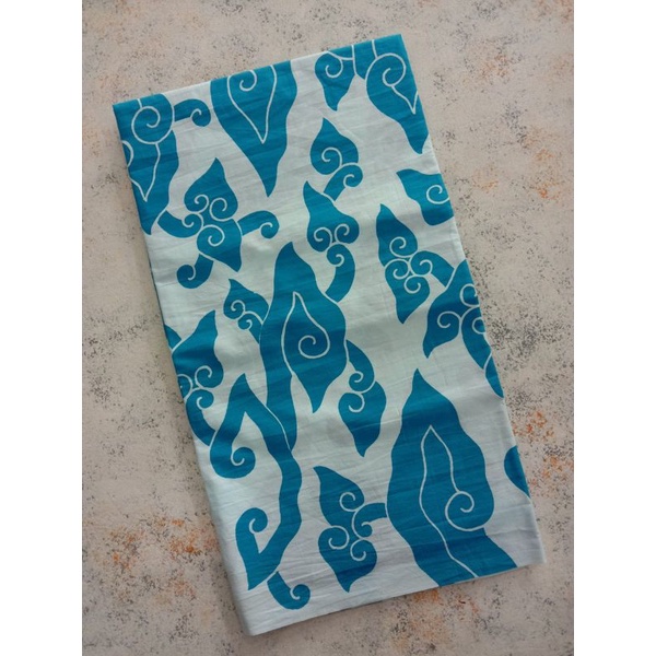 bahan kain batik print wanita pria motif mega mendung khas trusmi cirebon warna dasar putih