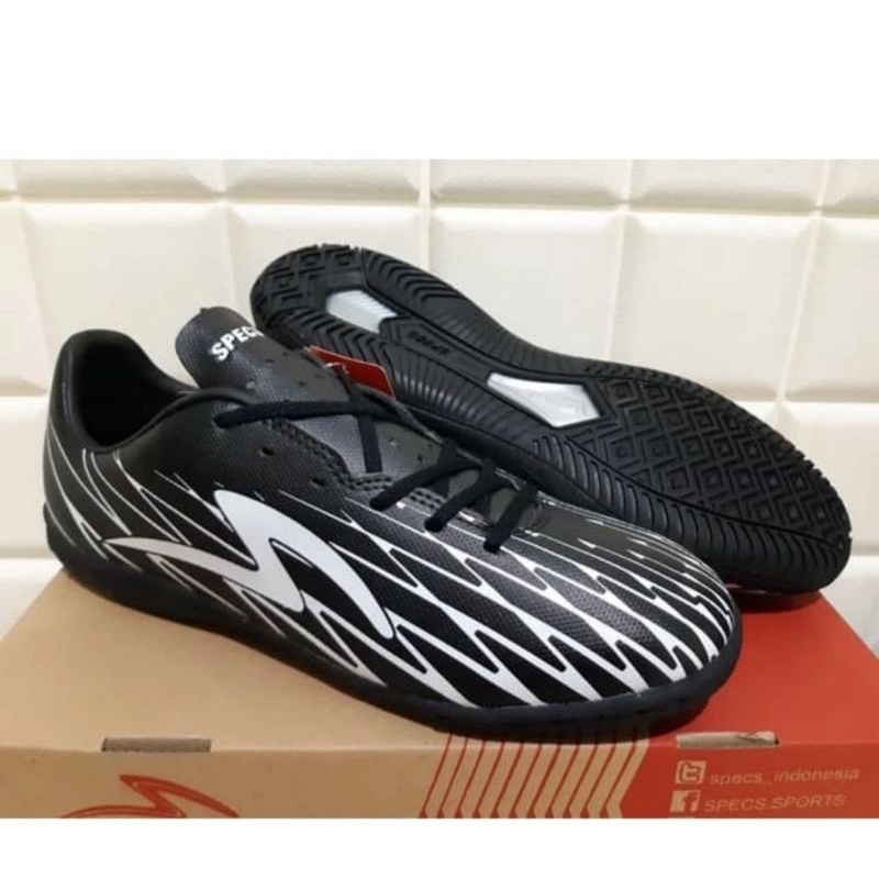 JUAL MURAH   Sepatu Murah  futsal  Original size jumbo besar 45 46 Ori specs Asli
