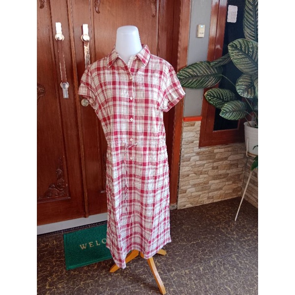Dress Merah Kotak-Kotak
