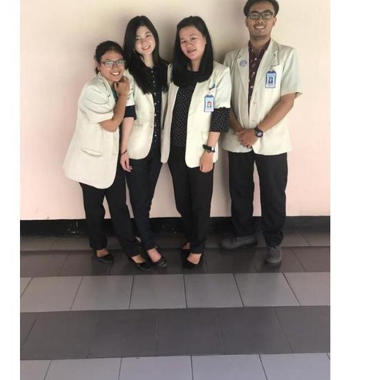 →➘✹ Jas Apoteker Wanita Kuning Gading Lengan Panjang dan Lengan Pendek Model Baru